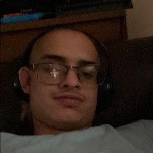 Meet your Posher, Justin